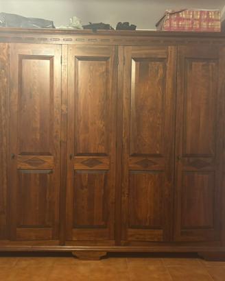 Armadio,comodini e cassettiera