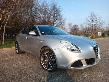 Alfa Romeo Giulietta 2012 105CV
