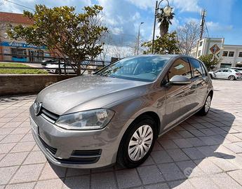 Volkswagen Golf 1.2TSI 85cv benzina cambio manuale