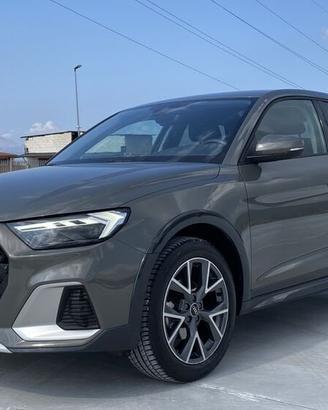 Audi A1 Allstreet Business 1.0 TSI 110CV S-Tr...