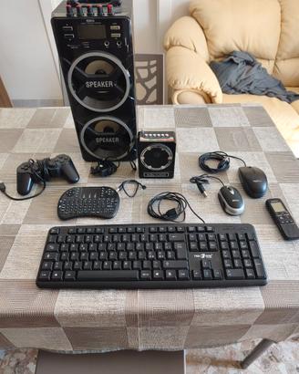 Stock materiale elettronico