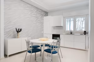 Trilocale in villa centralissima con giardino