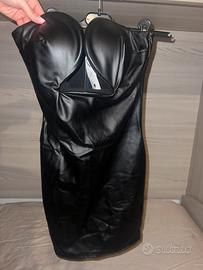 Abiti con scollo a cuore