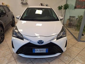Toyota Yaris 1.5 Hybrid 5 porte Cool