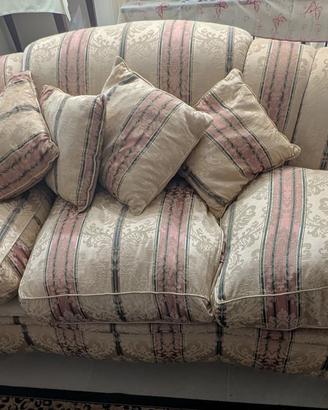 Divano 3 posti classico vintage stile conchiglia c