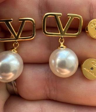 Orecchini oro bianco perla Valentino