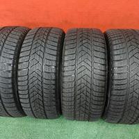 225 45 18 - 245 40 18 Gomme Invernali Pirelli RFT