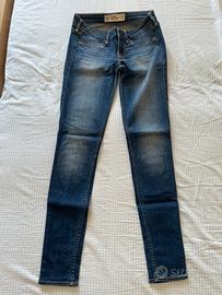 Jeans scuri Hollister