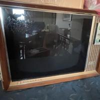Televisore antico