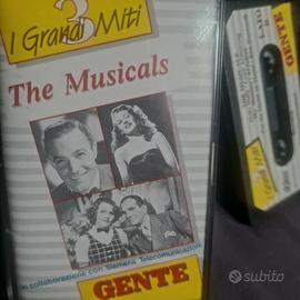 Cassetta Vintage 1990  MUSICALS