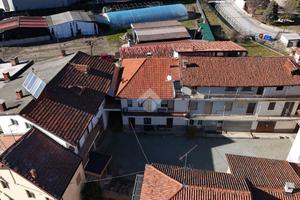 CASA SEMINDIPENDENTE A PAGNO