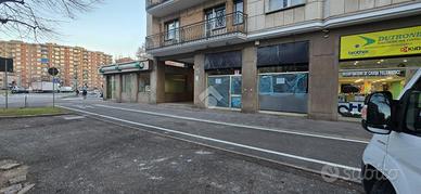 NEGOZIO A TORINO