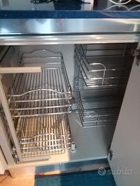 Cassetti cucina estraibili