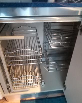 Cassetti cucina estraibili