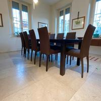 Tavolo di design in legno