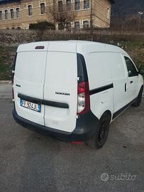 Dacia dokker