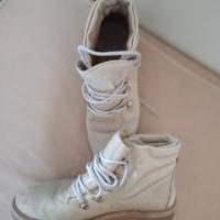 Scarponi tipo Timberland avorio