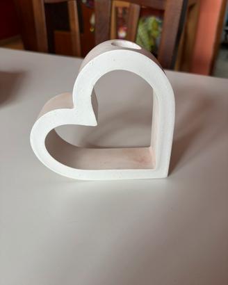 Portafiore fatto in gesso, a mano