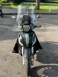 Beverly 300