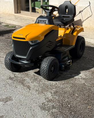 Trattorino da giardino stiga Tonado 398