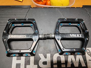 Pedali Flat DMR Vault
