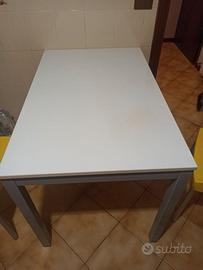 Tavolo da cucina allungabile 4–6 posti bianco