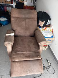 Poltrona relax elettrica per anziani 