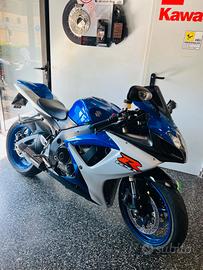 Suzuki GSX R 600 SCARIOM 12MESI GARANZIA
