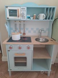 Cucina di legno bambini