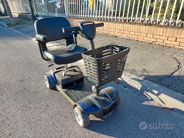 scooter elettrico quattro ruote 