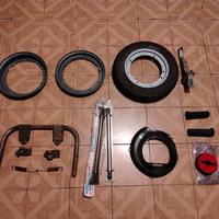 PEZZI VESPA:PORTA CERCHIO COPRI VOLANO CARBONIO ec