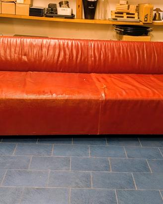 divano in vera pelle rosso vintage - design 