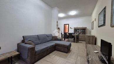 2 LOCALI A CAPOTERRA