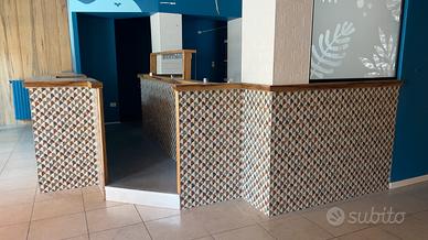 Bancone da Bar/Pokeria 3.5 m con mobile cassa