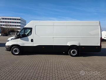 Iveco Daily 35 S 16 anno 2024 156 cv