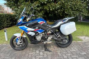 BMW S1000XR