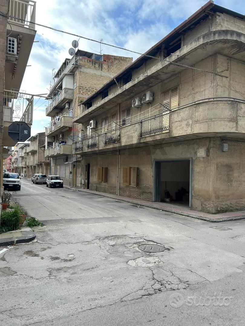 Apartment in Favara, Favara Ovest, Agrigento - Vista 3