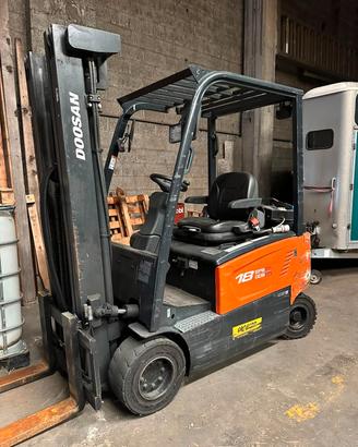 CARRELLO ELEVATORE DOOSAN B 18X - 7