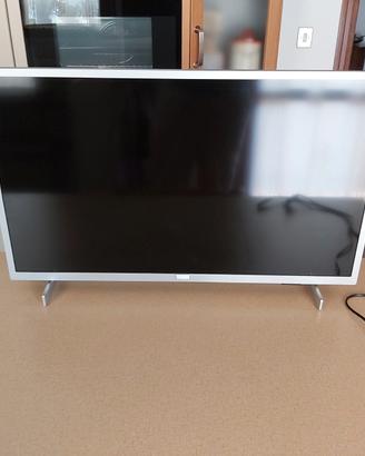 TV usata per pezzi di ricambio