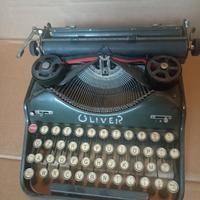 macchina da scrivere OLIVER