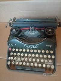 macchina da scrivere OLIVER