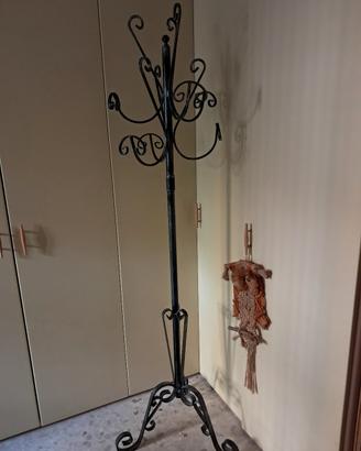 Attaccapanni in ferro battuto