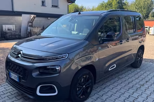 Berlingo immatricolata Autocarro N1prezzo più iva