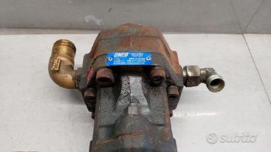 Pompa idraulica renault truck midlum usato