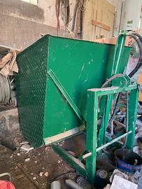 Vasca idraulica per raccolta uva