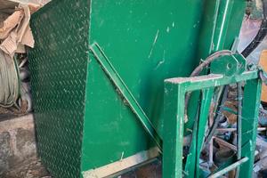 Vasca idraulica per raccolta uva