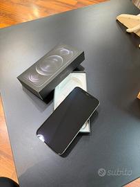 iPhone 12 Pro 256GB – Pari al nuovo, nessun segno