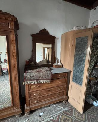 Due Comò d’epoca con cassettiera