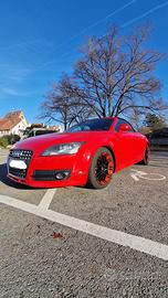 Audi tt cabrio 2.0 tfsi