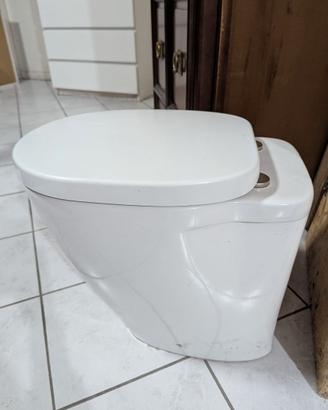 Vaso WC Ideal Standard filo parete con sedile